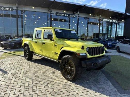2024 Jeep Gladiator Nighthawk