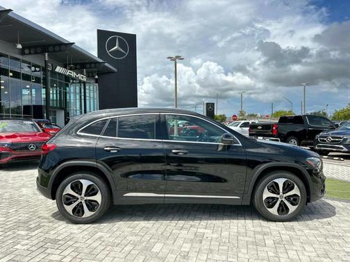 2026 Mercedes-Benz GLA 250 Base