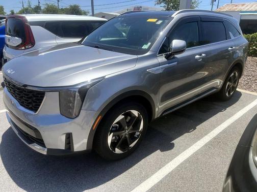 Gray 2025 Kia Sorento Hybrid SX Prestige