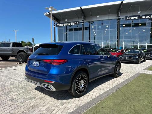 2025 Mercedes-Benz GLC 300 Base
