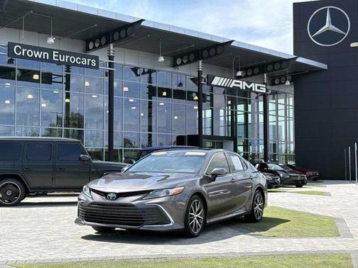 Predawn Gray Mica 2022 Toyota Camry XLE