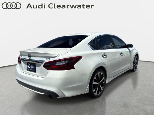 White 2018 Nissan Altima 2.5 SR
