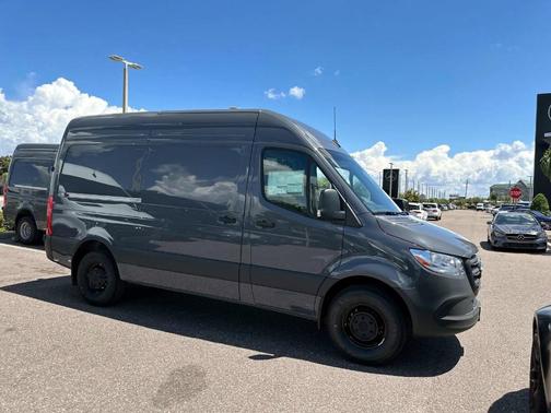 2025 Mercedes-Benz Sprinter 2500 144 WB