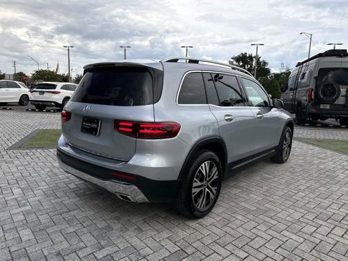 Silver 2025 Mercedes-Benz GLB 250 Base