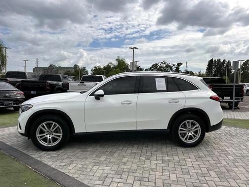 2023 Mercedes-Benz GLC 300 Base