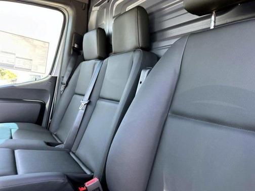 2025 Mercedes-Benz Sprinter 2500 170 WB