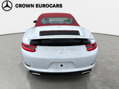 2017 Porsche 911 Carrera