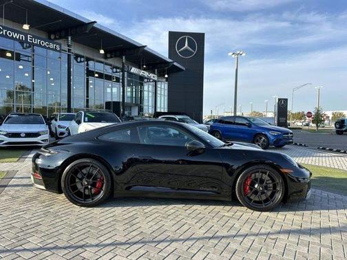 2025 Porsche 911 Carrera GTS