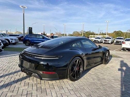 2025 Porsche 911 Carrera GTS