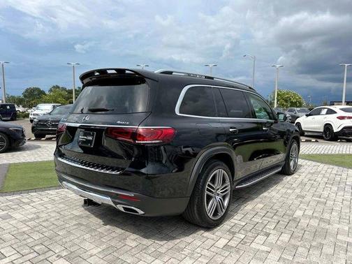 2021 Mercedes-Benz GLS 450 4MATIC