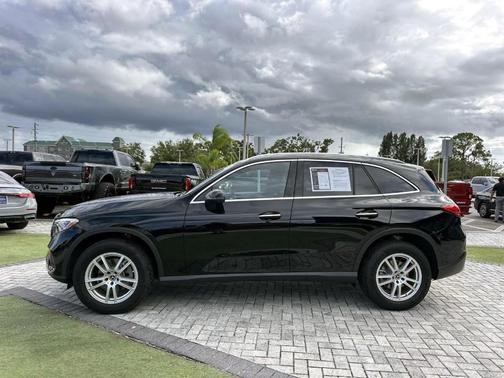 2025 Mercedes-Benz GLC 300 Base
