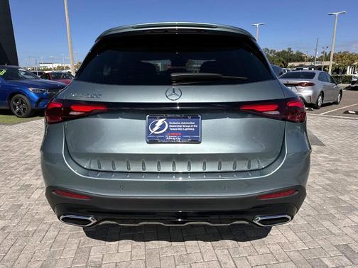 2026 Mercedes-Benz GLC 300 Base