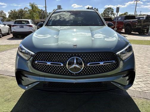 2026 Mercedes-Benz GLC 300 Base