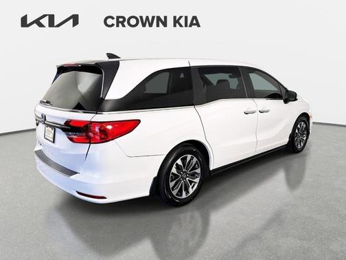 White 2023 Honda Odyssey EX-L
