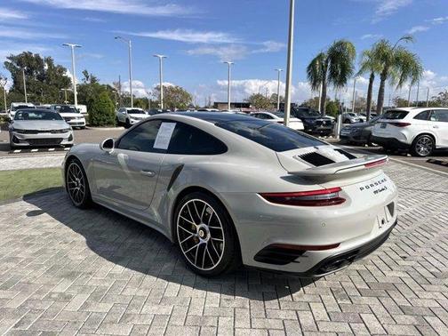 2019 Porsche 911 Turbo S