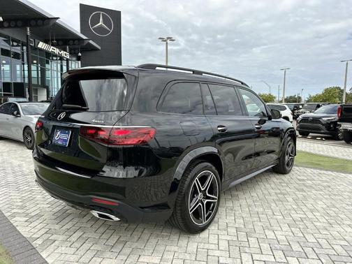 2026 Mercedes-Benz GLS 450 450 4MATICÂ