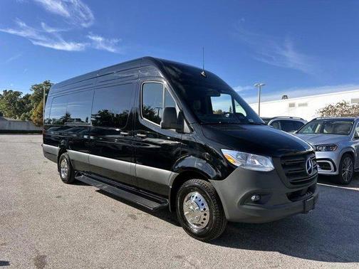 2025 Mercedes-Benz Sprinter 3500 170 WB High Roof Extended Cargo