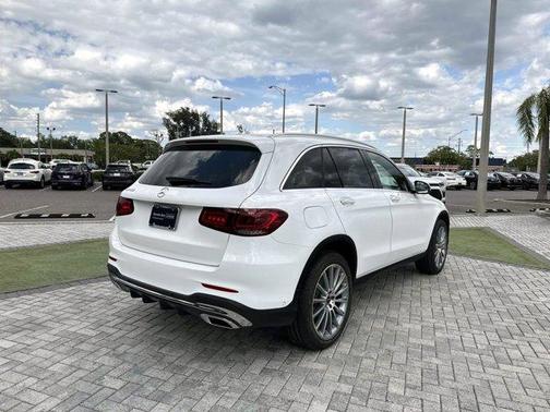 White 2022 Mercedes-Benz GLC 300 Base