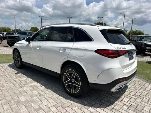 2026 Mercedes-Benz GLC 350e 350E 4MATICÂ