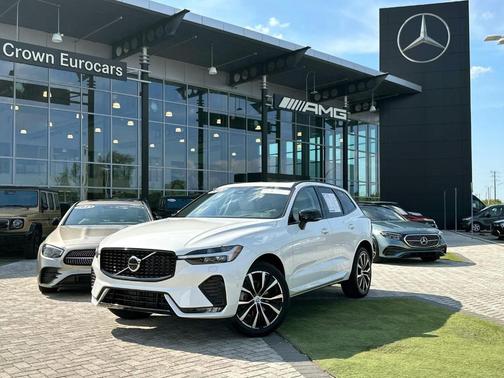 2025 Volvo XC60 B5 Plus