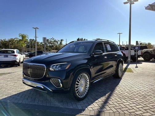 2025 Mercedes-Benz Maybach GLS 600 4MATIC