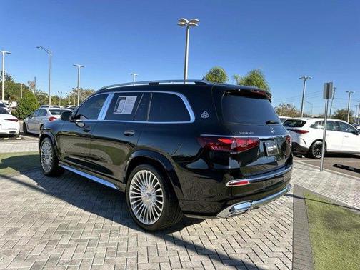 2025 Mercedes-Benz Maybach GLS 600 4MATIC