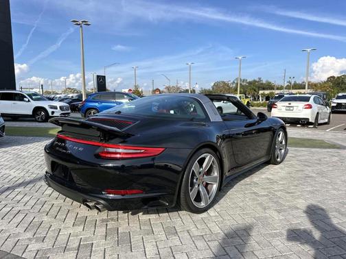 2019 Porsche 911 Targa 4S