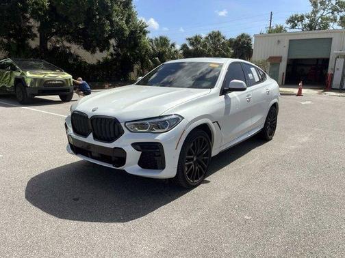 White 2023 BMW X6 M50i