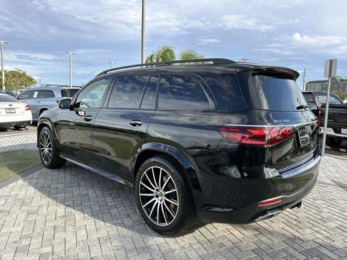 2025 Mercedes-Benz GLS 450 4MATIC