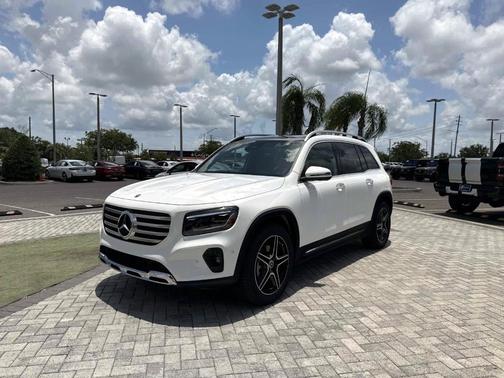 White 2026 Mercedes-Benz GLB 250 Base