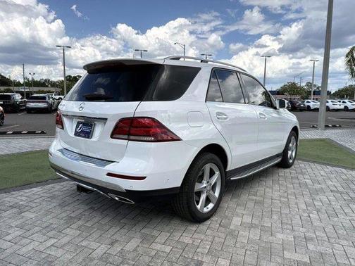 Polar White 2017 Mercedes-Benz GLE 350 Base