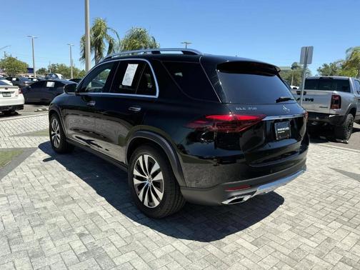 Obsidian Black Metallic 2025 Mercedes-Benz GLE 350 Base 4MATIC
