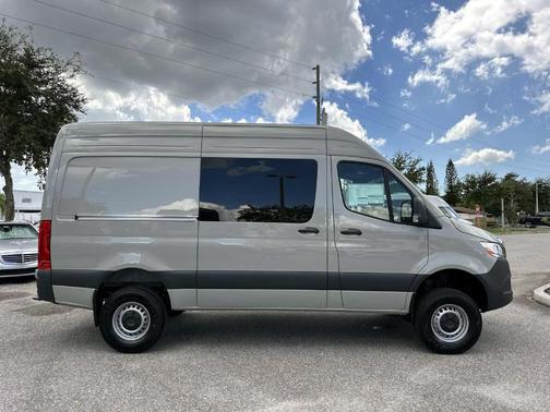 2025 Mercedes-Benz Sprinter 2500 144 WB