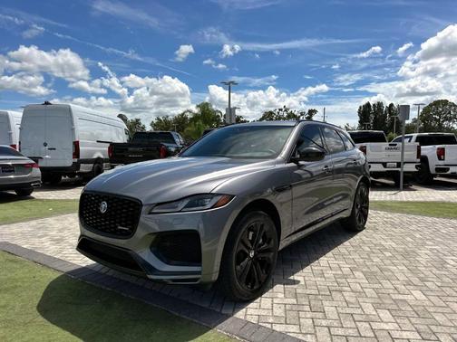 2024 Jaguar F-PACE P400 R-Dynamic S