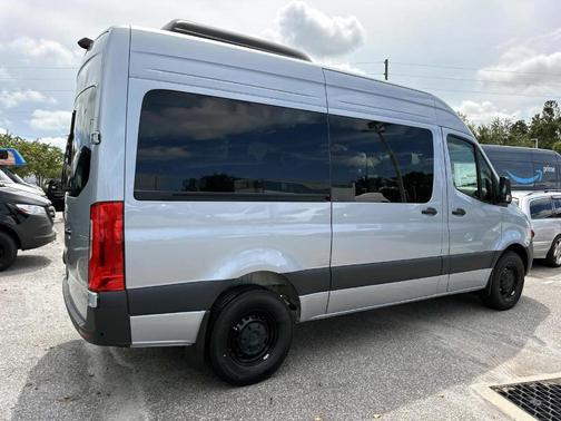 2025 Mercedes-Benz Sprinter 2500 144 WB Standard Roof Passenger