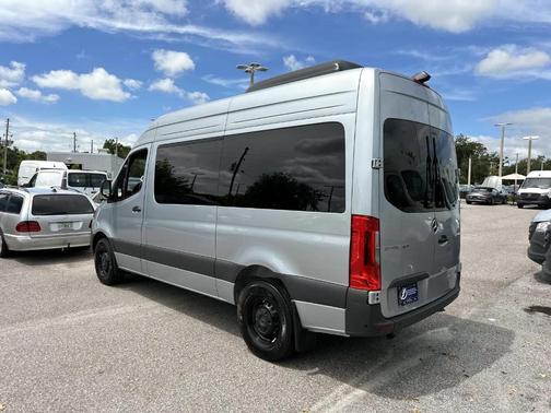 2025 Mercedes-Benz Sprinter 2500 144 WB Standard Roof Passenger