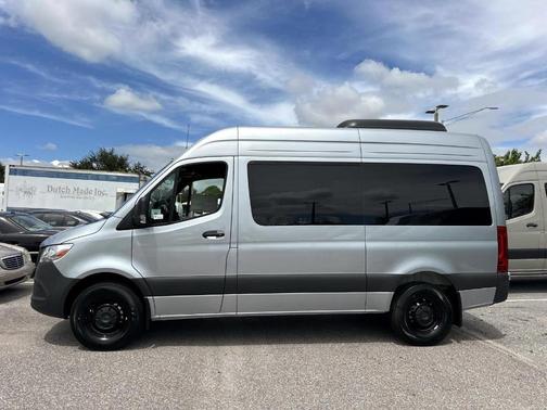 2025 Mercedes-Benz Sprinter 2500 144 WB Standard Roof Passenger