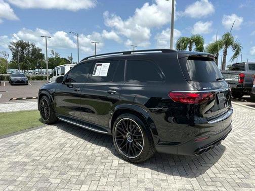 2025 Mercedes-Benz AMG GLS 63 Base