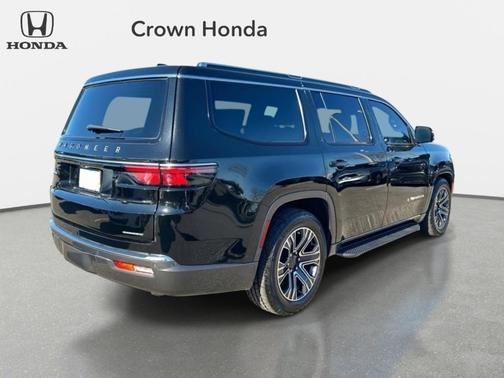 Black 2022 Jeep Wagoneer Series III