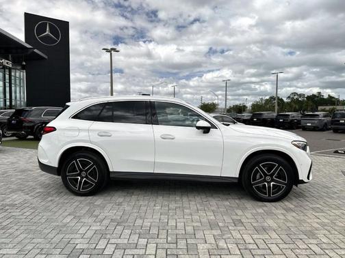 2026 Mercedes-Benz GLC 350e Base 4MATIC