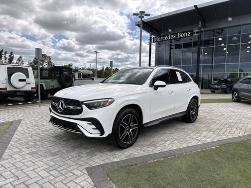 2026 Mercedes-Benz GLC 350e Base 4MATIC