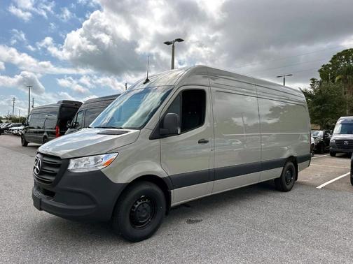 2025 Mercedes-Benz Sprinter 2500 170 WB