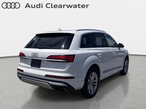 Carrara White 2025 Audi Q7 55 Premium Plus