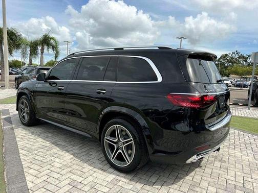 2024 Mercedes-Benz GLS 450 4MATIC