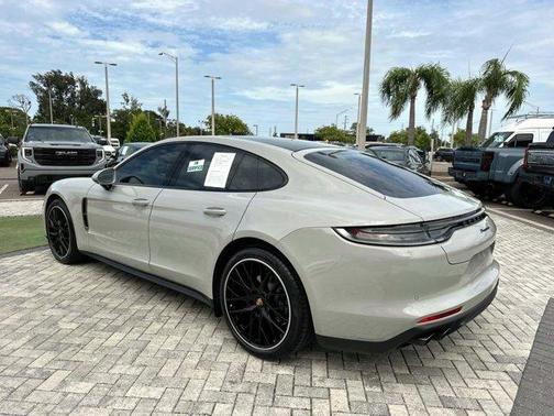 2023 Porsche Panamera Platinum Edition