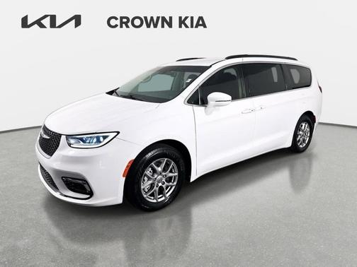 White 2021 Chrysler Pacifica Touring