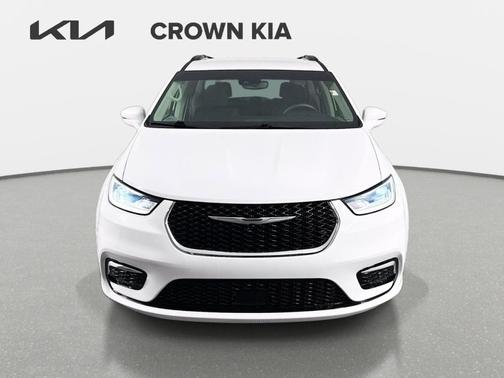 White 2021 Chrysler Pacifica Touring