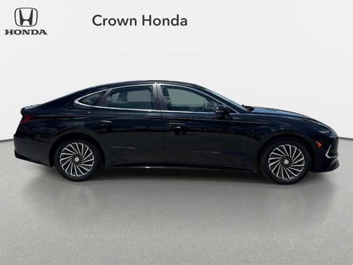 Black 2023 Hyundai SONATA Hybrid Limited