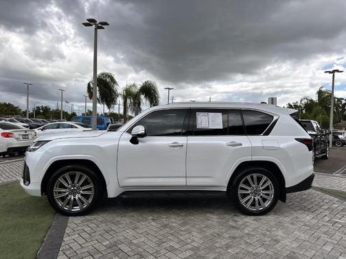 2023 Lexus LX 600 Ultra Luxury