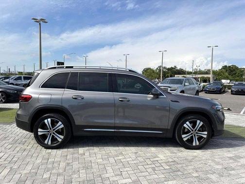 2022 Mercedes-Benz EQB 350 Base 4MATIC